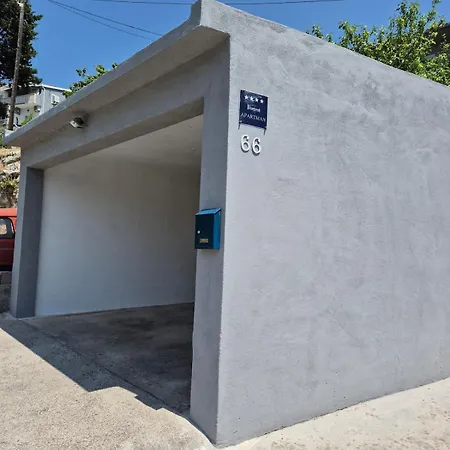 Apartmán Family House With Private Heated Pool And Jacuzzi *
