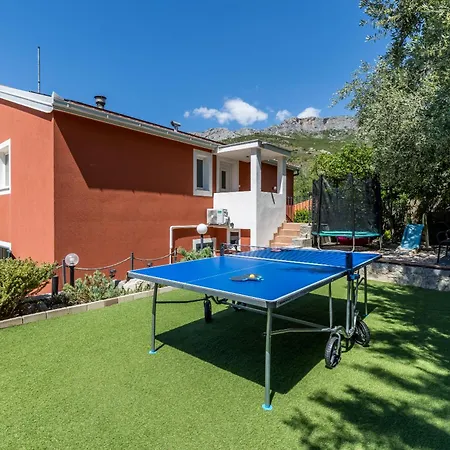 Family House With Private Heated Pool And Jacuzzi *