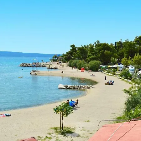 Family House With Private Heated Pool And Jacuzzi Apartmán